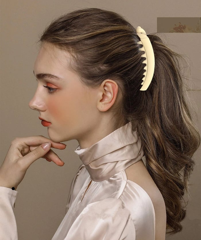 💇 Non-slip banana clip for hair